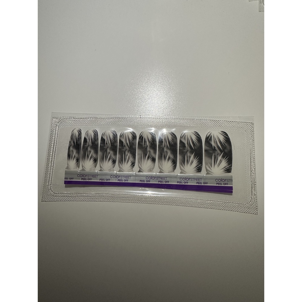 Color Street Crystal Eclipse Nail Strip